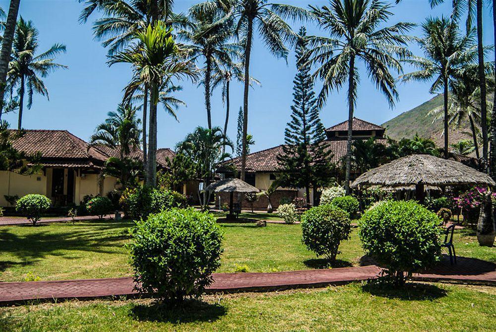 Kuta Indah Hotel Exterior foto